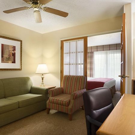 Country Inn & Suites By Radisson, Columbus Airport, Oh Eksteriør bilde
